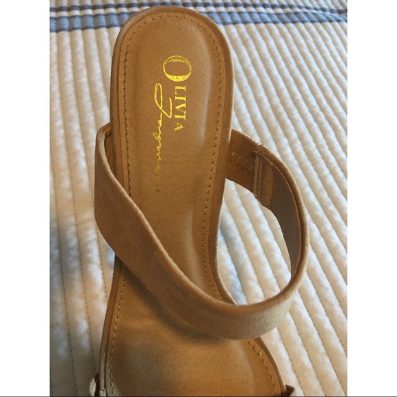 Beige Heels - Picture 3 of 4